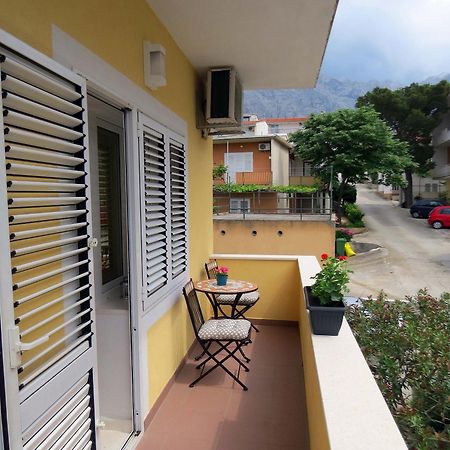 Apartman Jakir Baska Voda Bagian luar foto