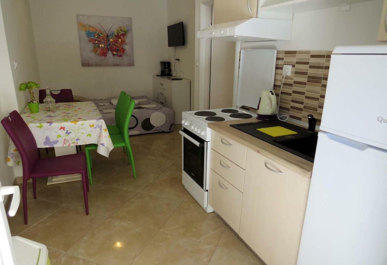 Apartman Jakir Baska Voda Bagian luar foto