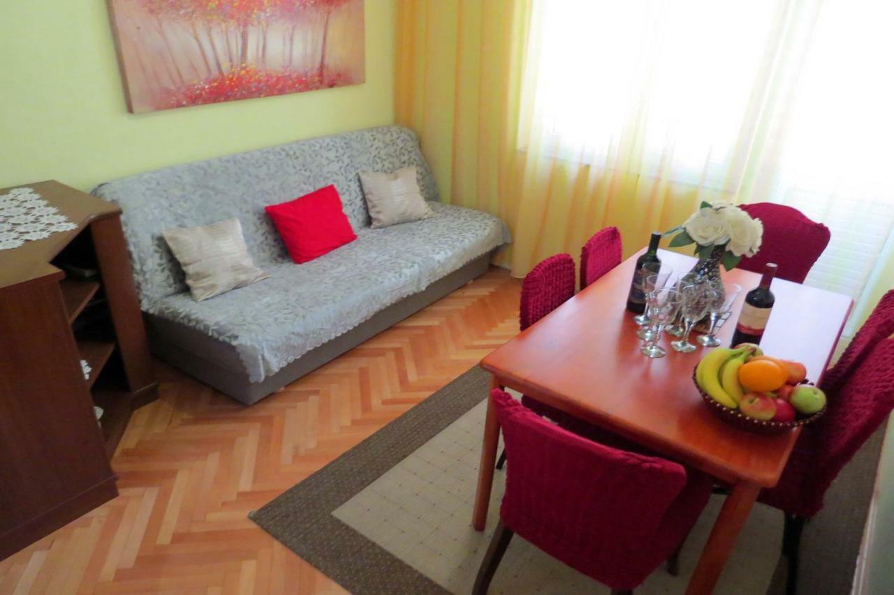 Apartman Jakir Baska Voda Bagian luar foto