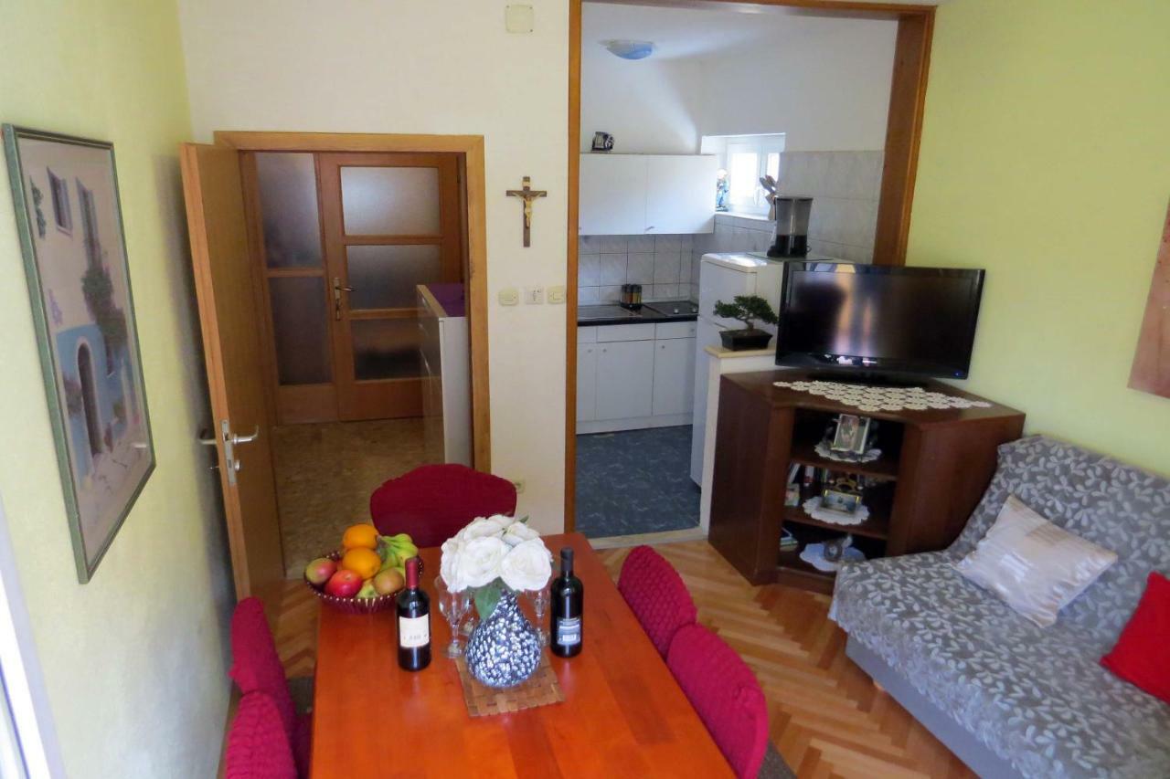 Apartman Jakir Baska Voda Bagian luar foto