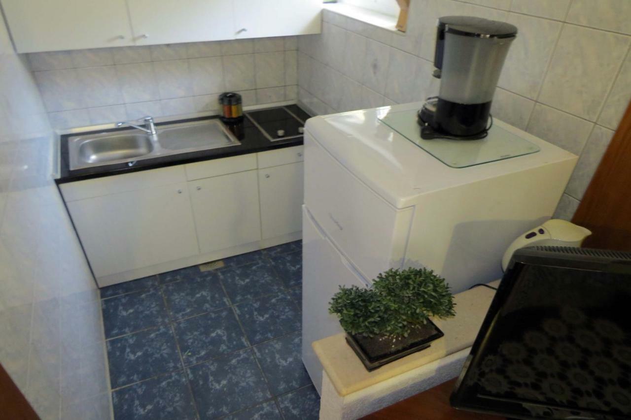 Apartman Jakir Baska Voda Bagian luar foto