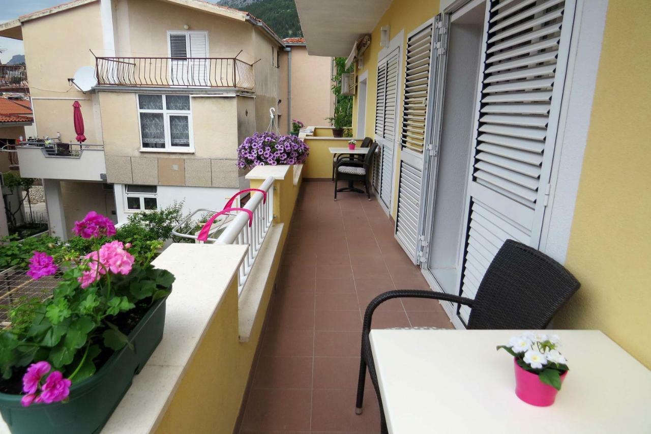 Apartman Jakir Baska Voda Bagian luar foto