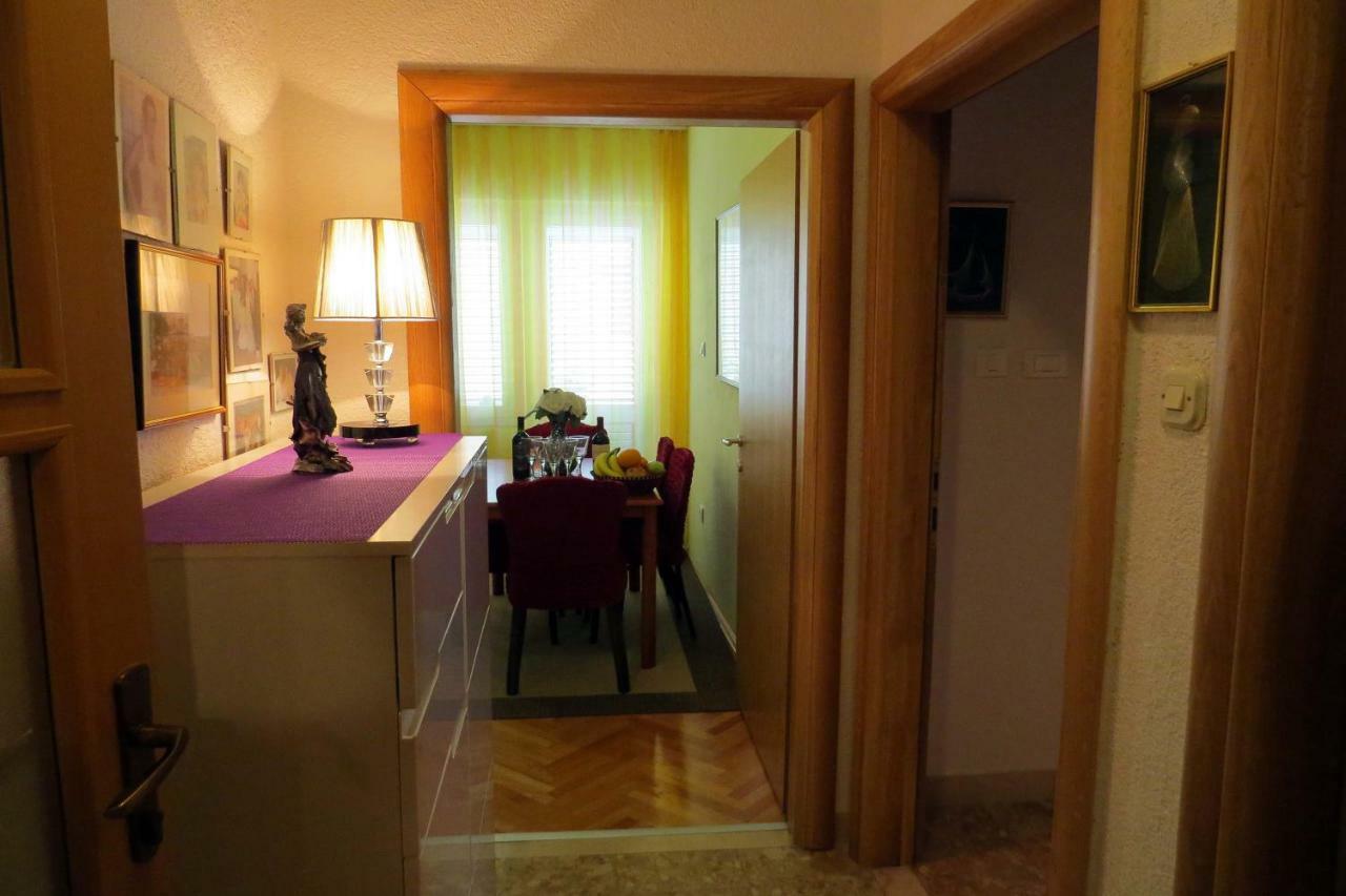 Apartman Jakir Baska Voda Bagian luar foto